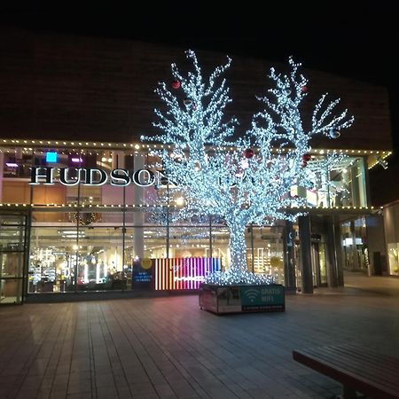 Bij Paul In Almere Luaran gambar