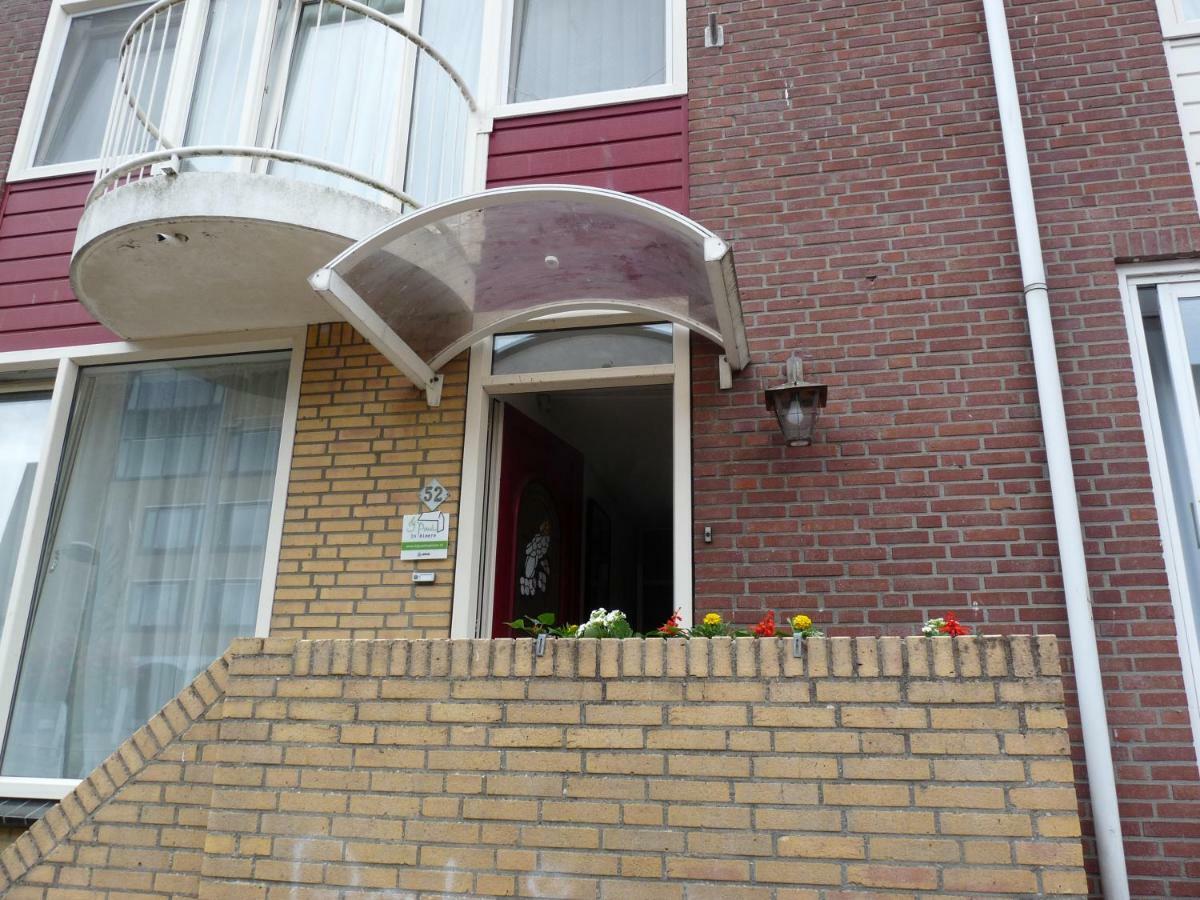 Bij Paul In Almere Luaran gambar